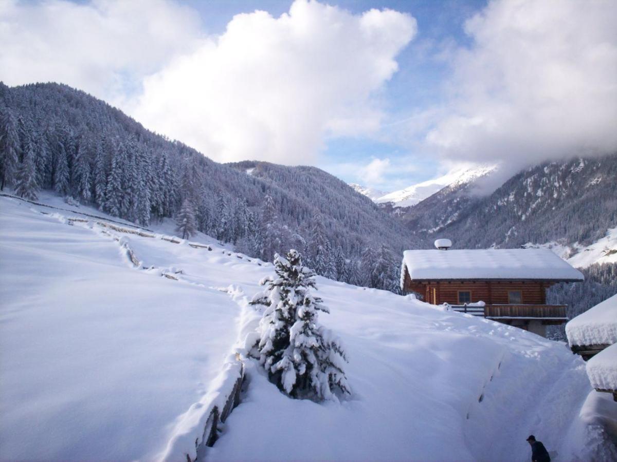 Ferienwohnung Maiernhof Bauernhof Ultental سان بانكرازيو دي أولتيمو المظهر الخارجي الصورة