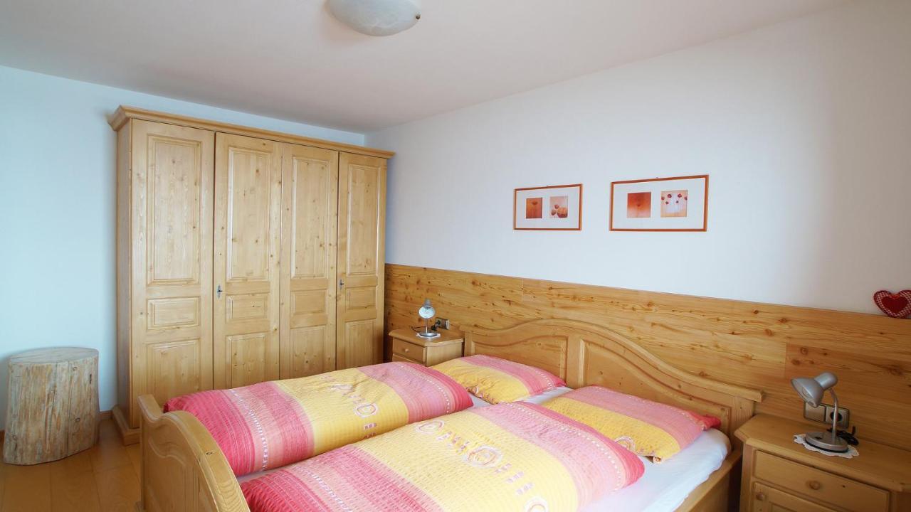 Ferienwohnung Maiernhof Bauernhof Ultental سان بانكرازيو دي أولتيمو الغرفة الصورة